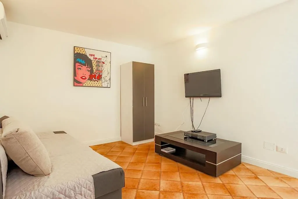 Gemelli Guest House Rome Holiday home